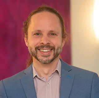 Portrait von Chorleiter Martin Rieker